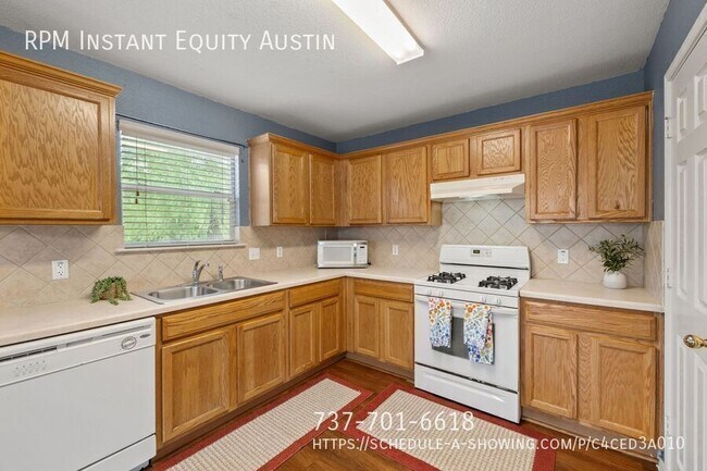 Building Photo - 445 Grey Feather Ct