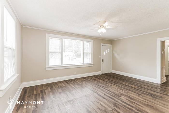 Building Photo - 2358 Forster St