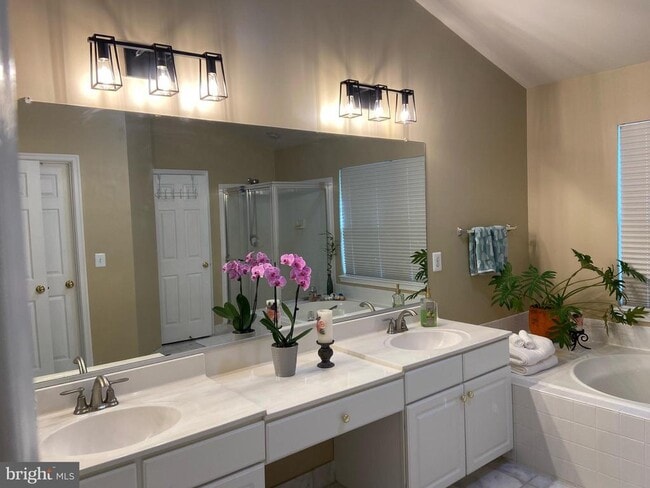Building Photo - 20594 Quarterpath Trace Cir
