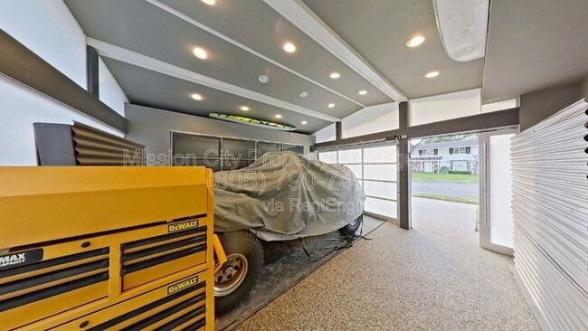 Building Photo - 5339 Berkeley Rd