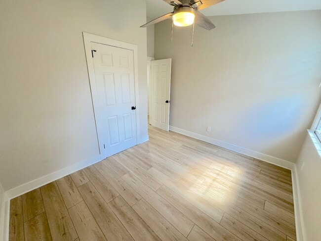 Building Photo - 322 Tanglewood Rd