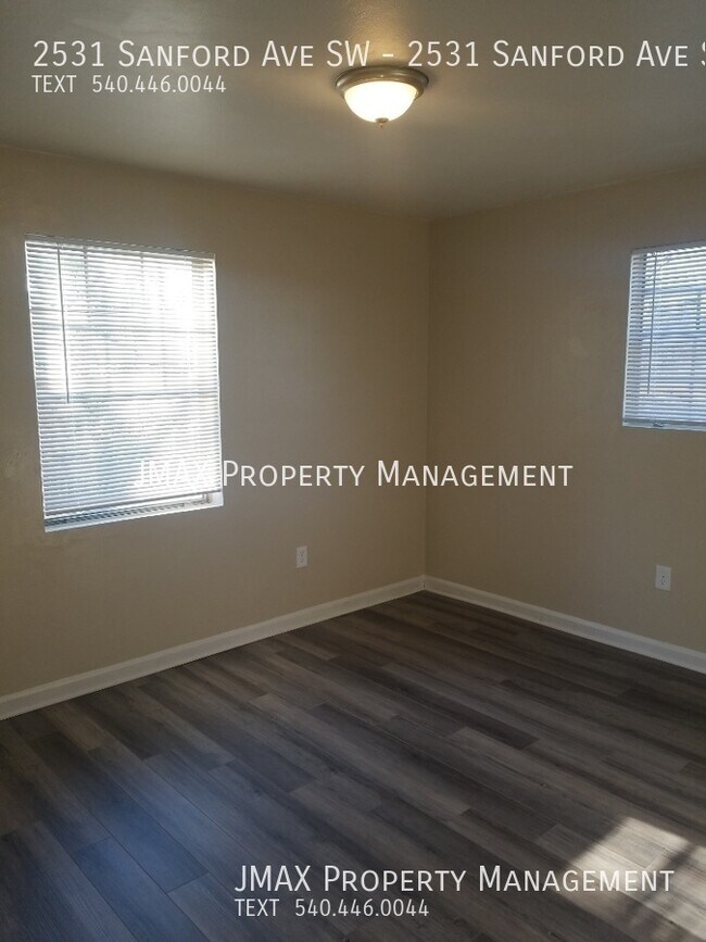 Building Photo - This property has a no security deposit op...