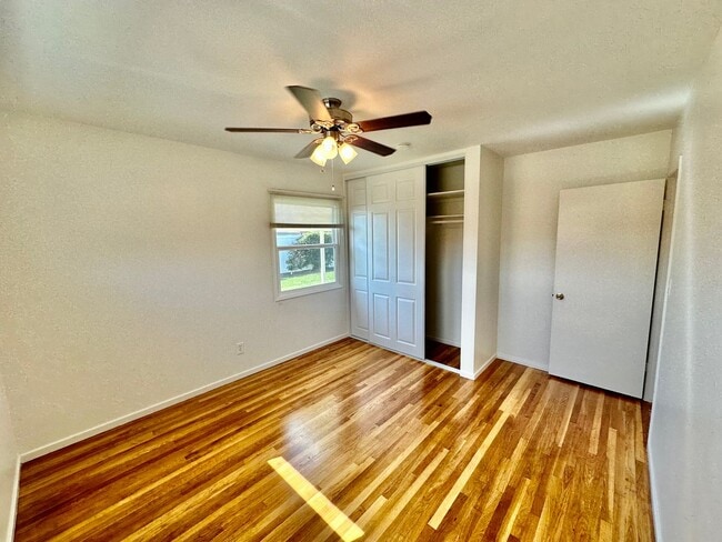 Building Photo - Beautifully Remodeled Allied Gardens Home