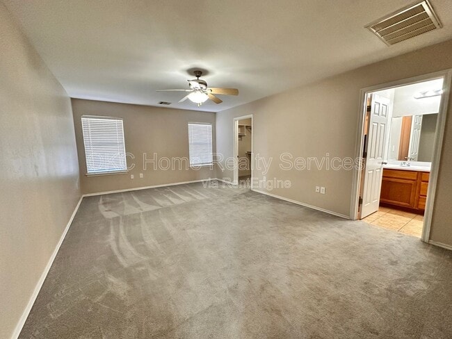 Building Photo - 4501 SE 78th St