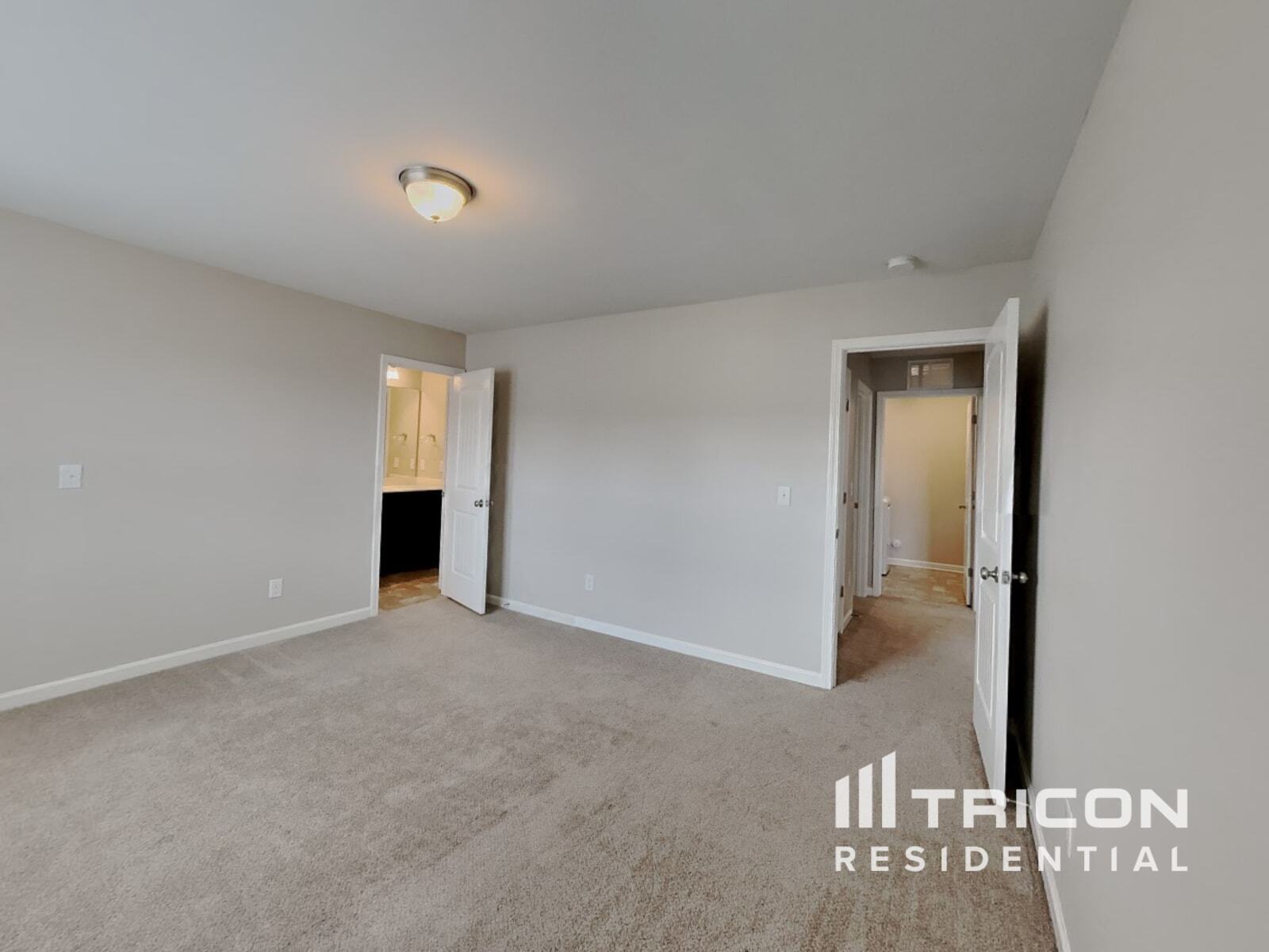 Building Photo - 136 Yadkin St