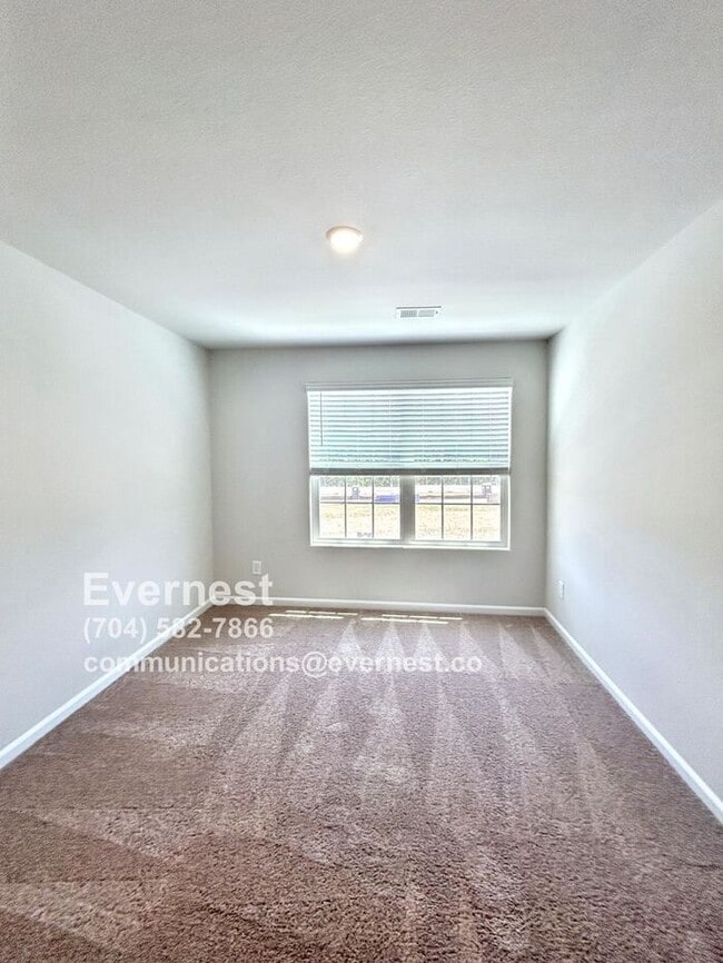 Building Photo - 2166 Willow Gln Dr