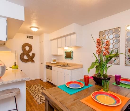 Pepper Tree Apartments College Station Tx Apartment Finder Dining Kitchen Area Pepper Tree Apartments