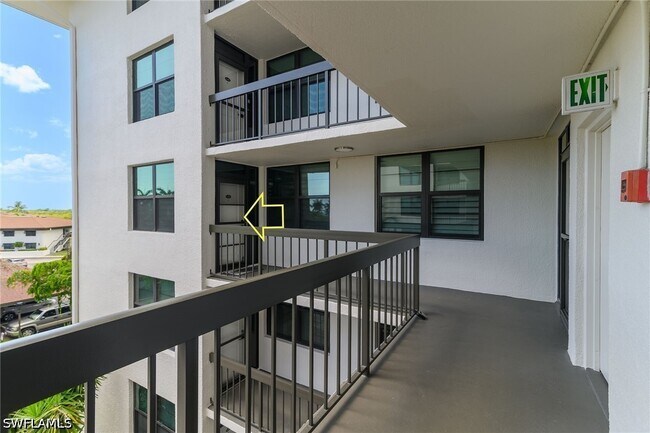 Building Photo - 591 Seaview Ct