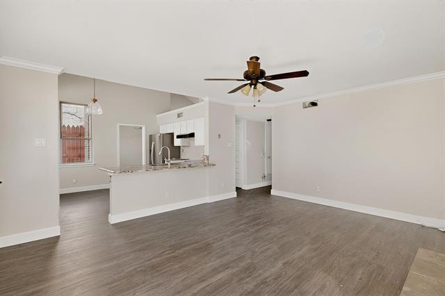 Building Photo - 5204 Sherburne Dr