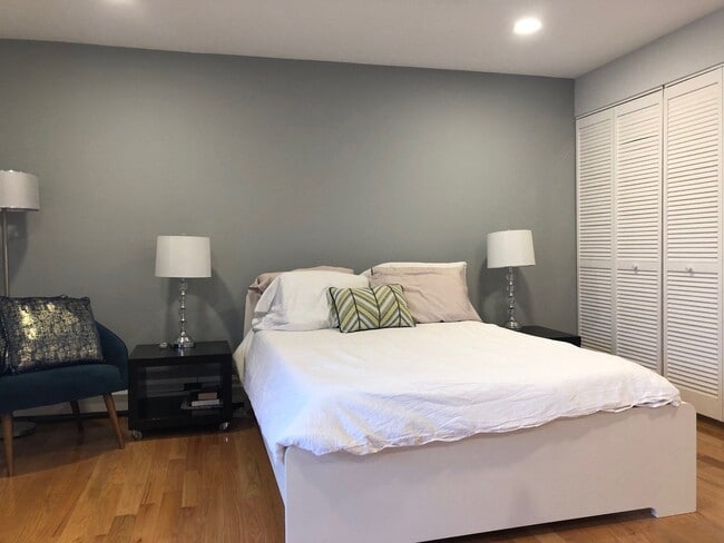 Building Photo - 36 Bellvista Rd