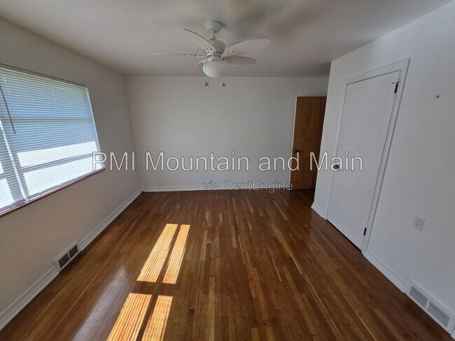 Building Photo - 99 Marlborough Rd