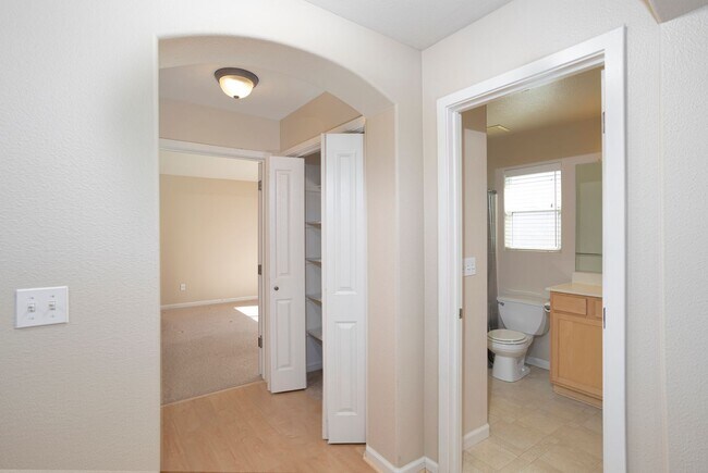 Building Photo - Schedule a tour today for a BEAUTIFUL 3-Be...