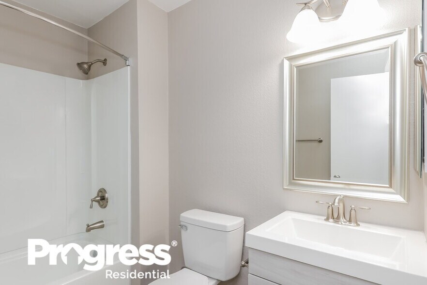 Building Photo - 350 Keating St