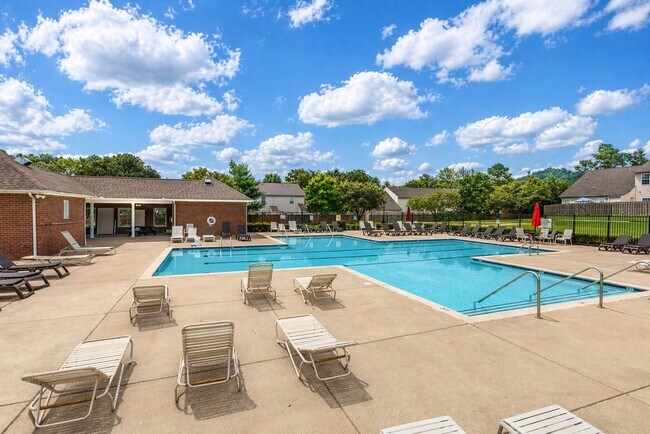 Building Photo - 3BR/2BA Home in Franklin