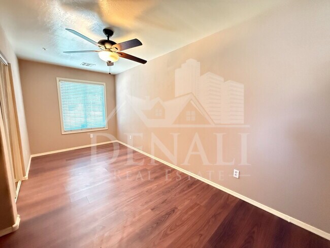 Building Photo - 4272 E Jasper Dr