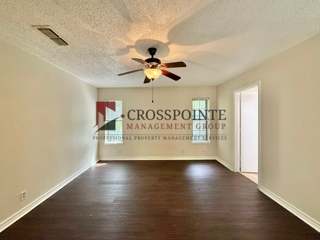 Building Photo - 4819 Gretna Green Ln