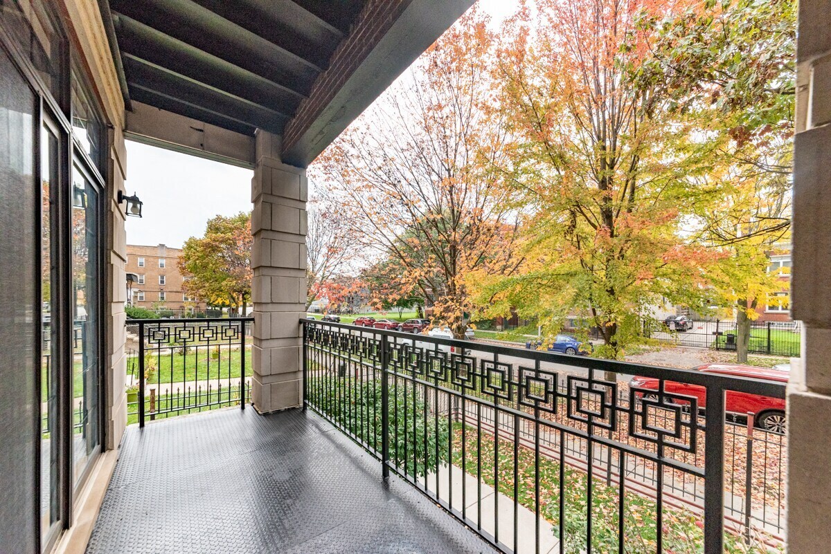 Front Balcony - 6217 S Kimbark Ave
