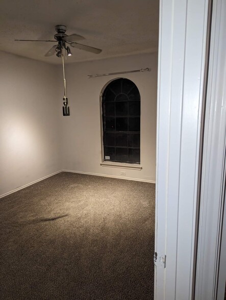 Building Photo - 7322 Park West Dr