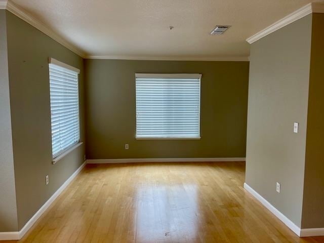 Building Photo - 211 Swan Ct