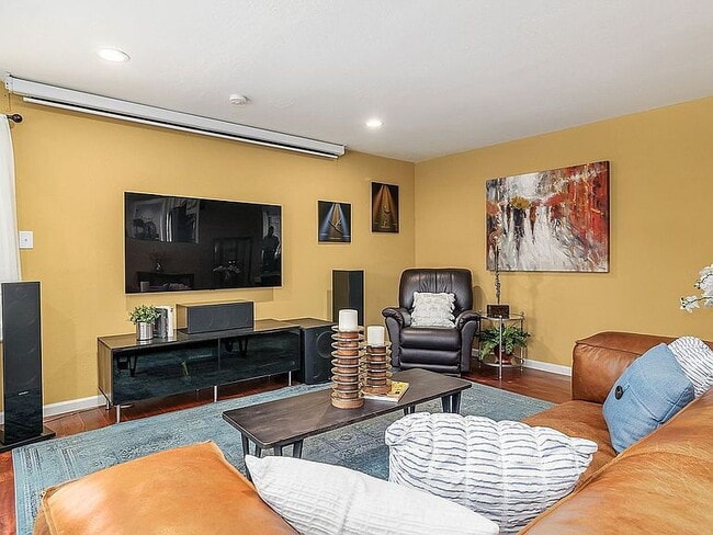 Building Photo - "Charming 4-Bedroom Retreat with 3 Full Baths in Pleasanton – 2,398 Sq Ft of Comfortable Living!"