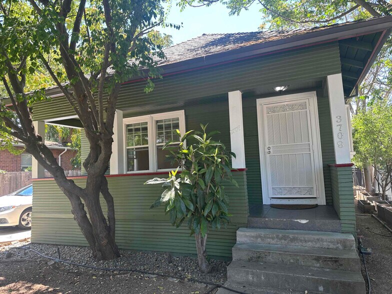 Building Photo - 3708 4th Ave