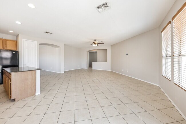 Building Photo - 9825 W El Caminito Dr