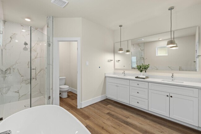 Building Photo - 5626 Bertellis Ln