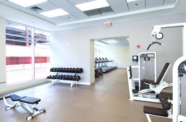 Building Photo - 1 Park Ln