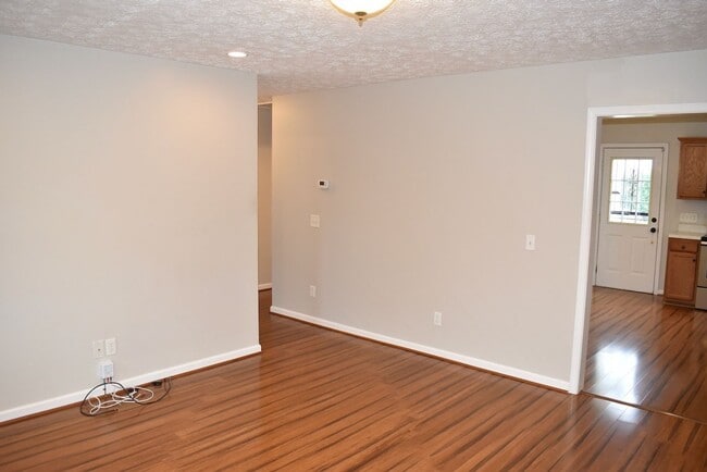 Building Photo - 3 Bed/2 Bath Home in East Nashville, Pet F...