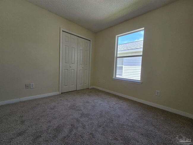 Building Photo - 1082 Antigua Cir