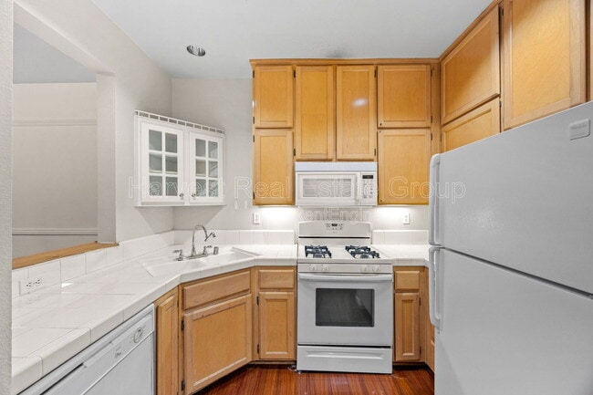 Building Photo - 616 Atherton Pl