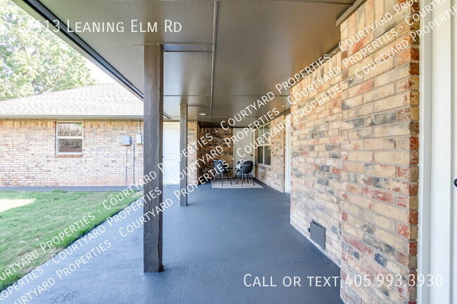 Building Photo - 11113 Leaning Elm Rd