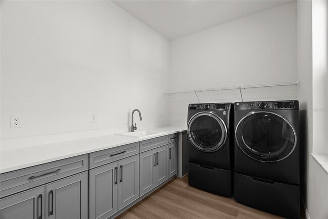 Building Photo - 4009 W Euclid Ave