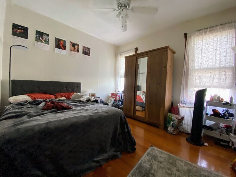 Building Photo - 24 Darling St