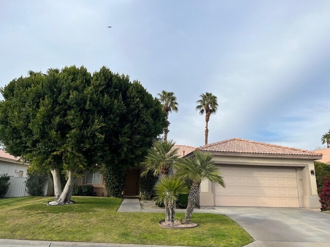 Primary Photo - 248 Strada Fortuna