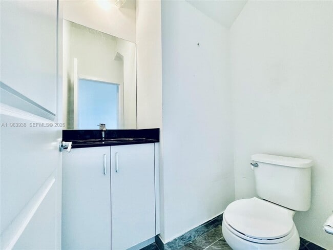 Building Photo - 5673 Cerva Ln