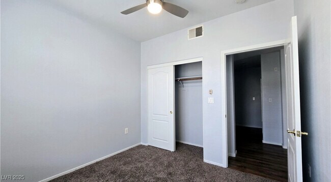 Building Photo - 2325 Windmill Pkwy