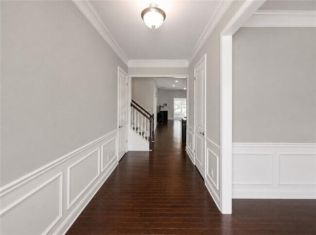 Building Photo - 1035 Birchdale Dr