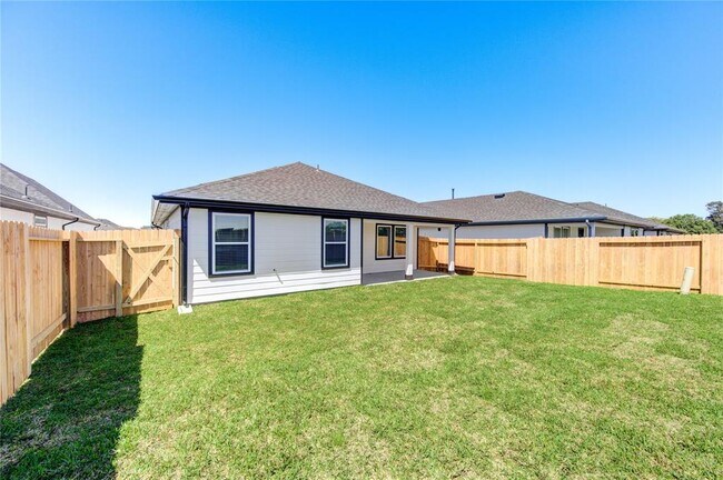 Building Photo - 8038 Tropea Dr
