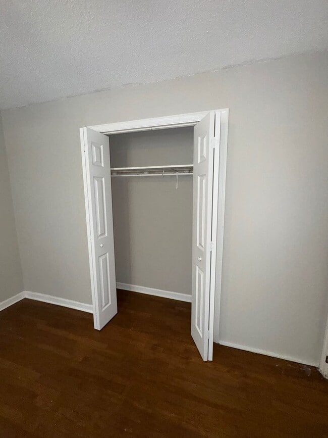 Building Photo - East AVL Spacious Apartment Ready for Occupancy!