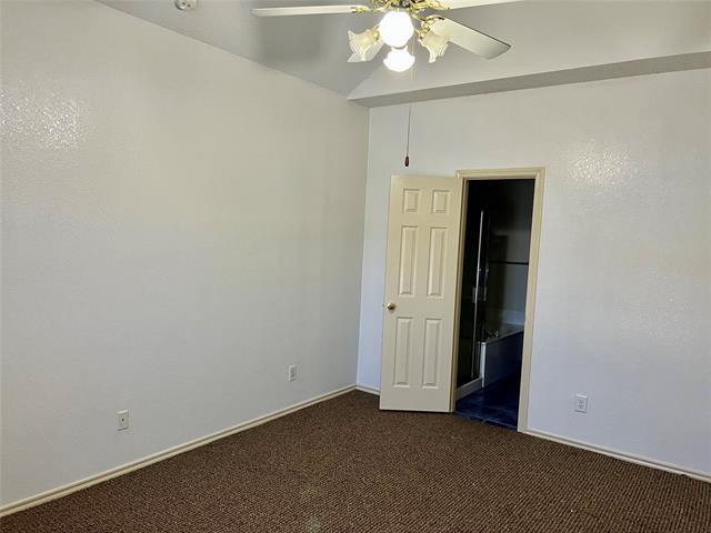 Building Photo - 1364 Creekview Dr