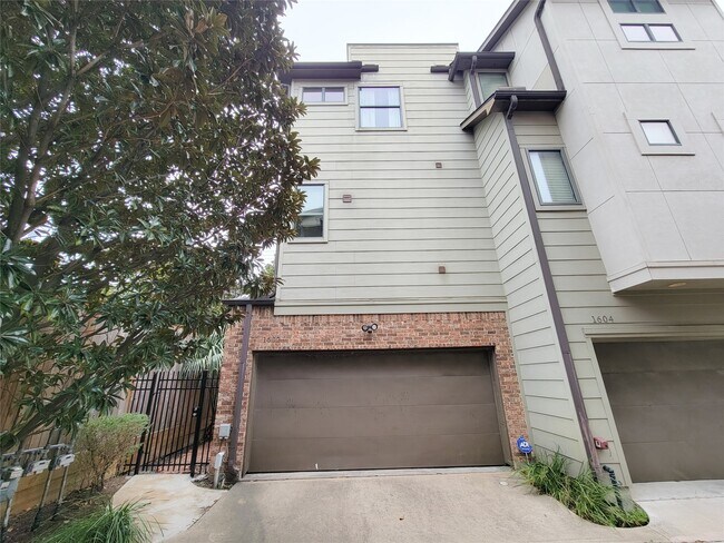 Building Photo - 1602 White St