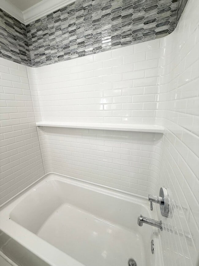 Building Photo - 140 Stone Mill Dr