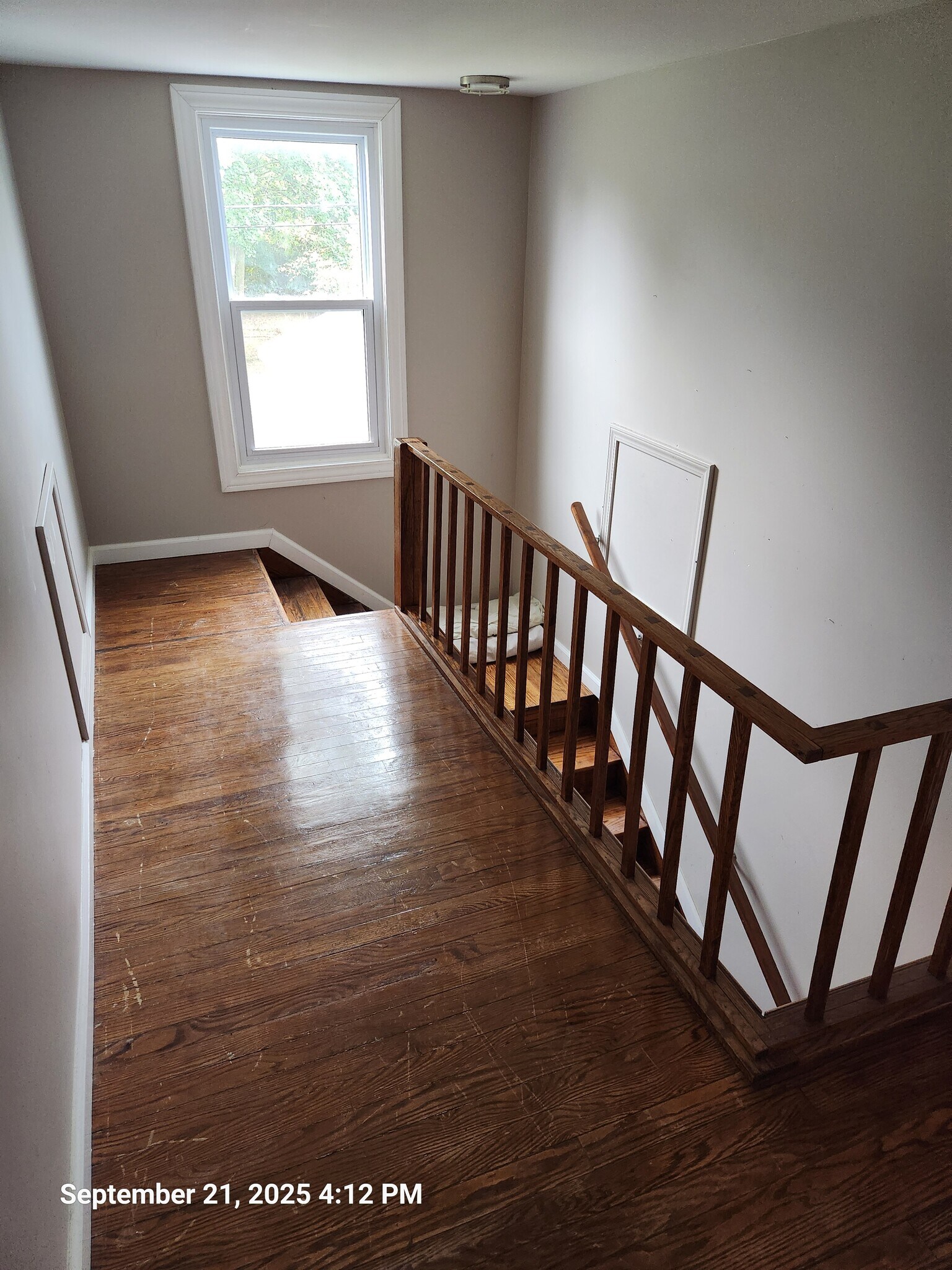 2nd floor hall - 2855 Mann Rd