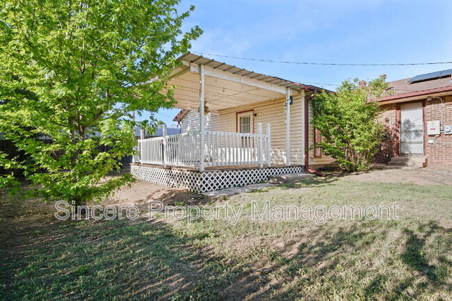 Building Photo - 2321 N Peniel Ave