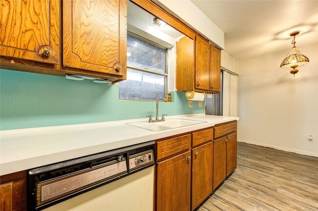 Building Photo - 6723 Tarnef Dr