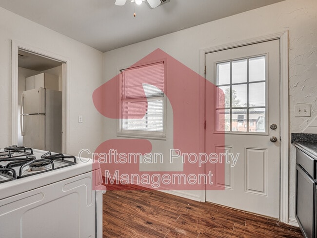 Building Photo - 2017 Downing St