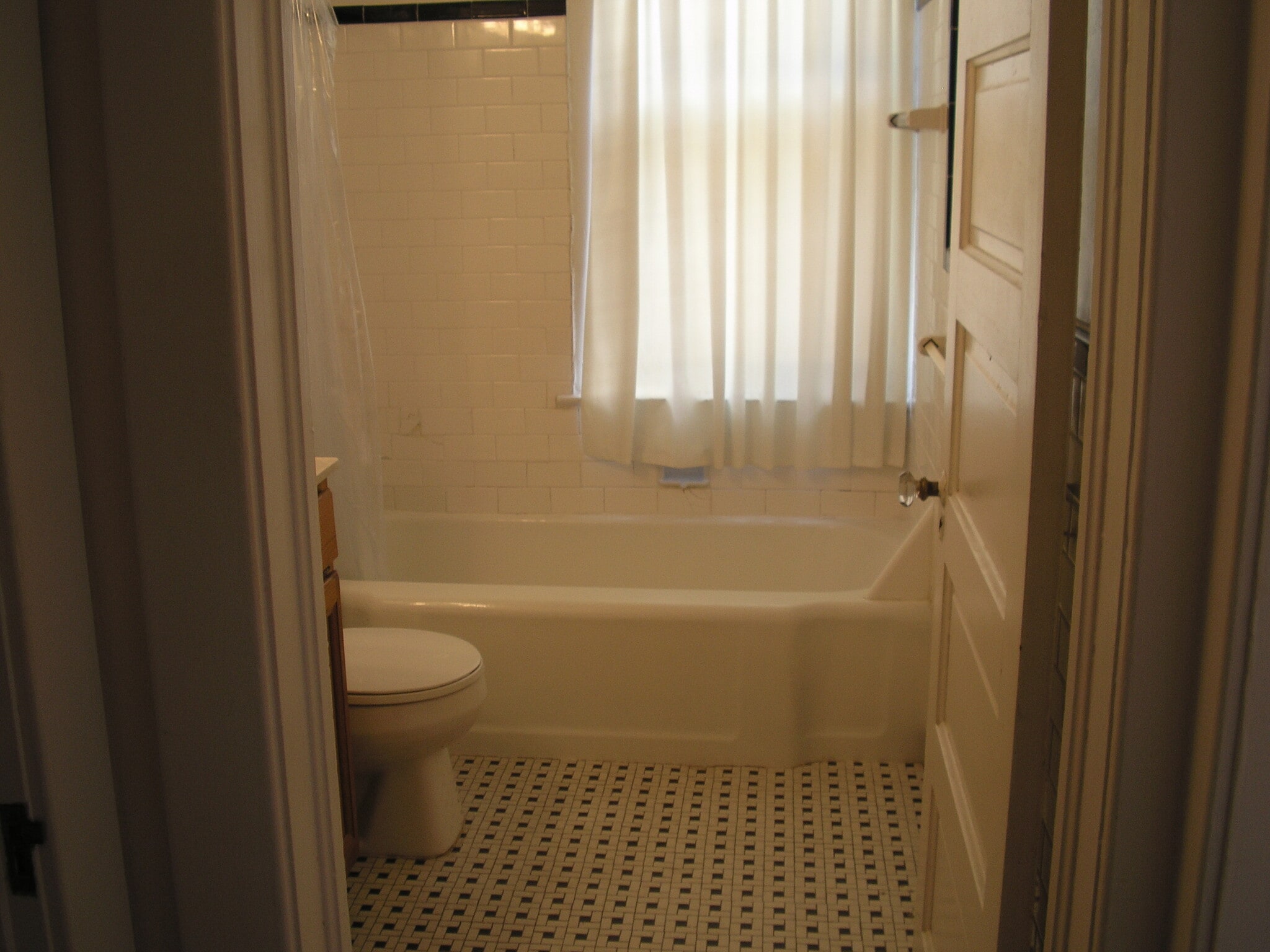 Building Photo - 1709 Hampton Blvd