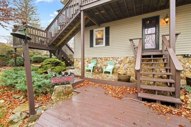Building Photo - 100 Hemlock Spur
