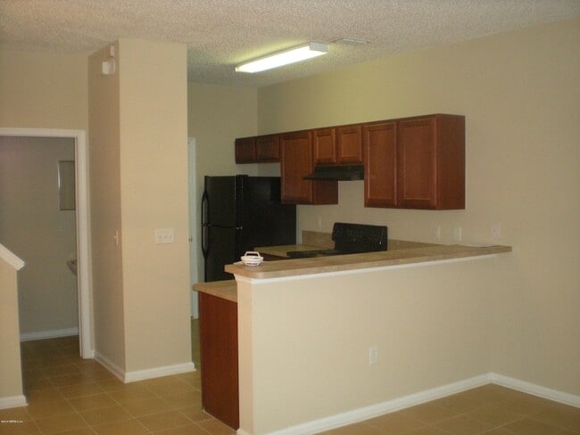 Building Photo - 338 Pecan Grove Dr